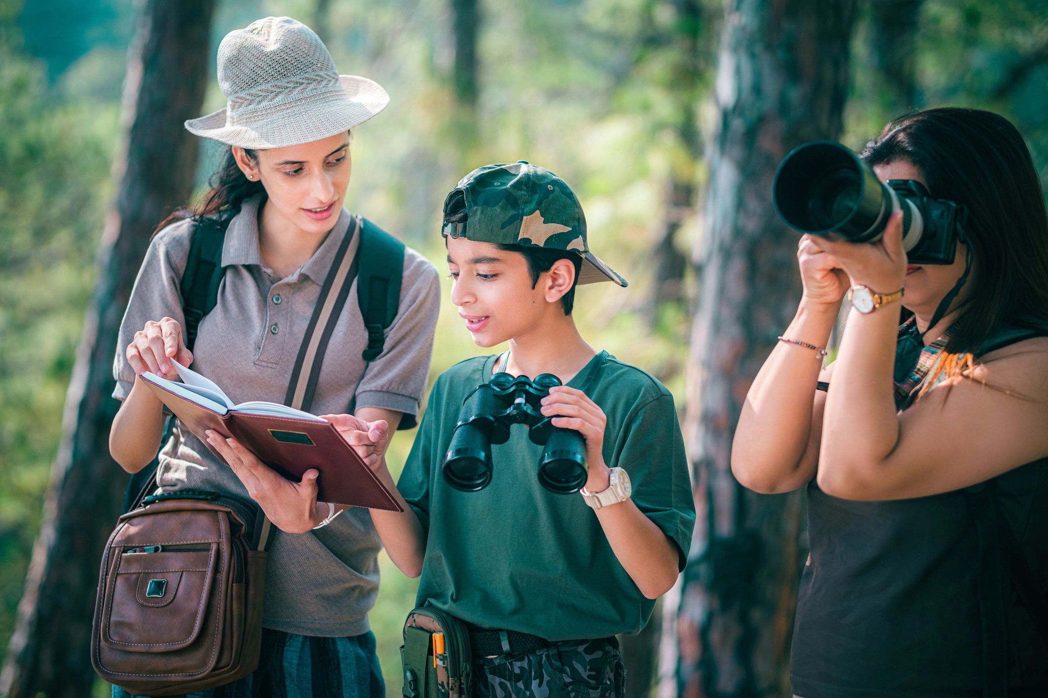 Guide assisting travelers during an outdoor experience